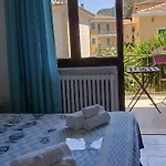 Italia Отель Порт-Аццурро