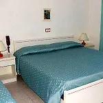 Italia Отель 2*