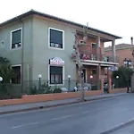 Italia 2* Порт-Аццурро